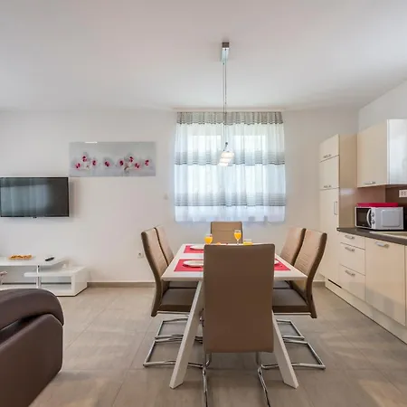 By The Sea Podstrana, Split - 20669 Apartament