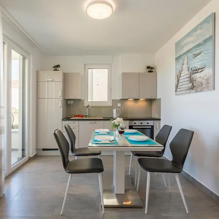 By The Sea Podstrana, Split - 20669 Apartament